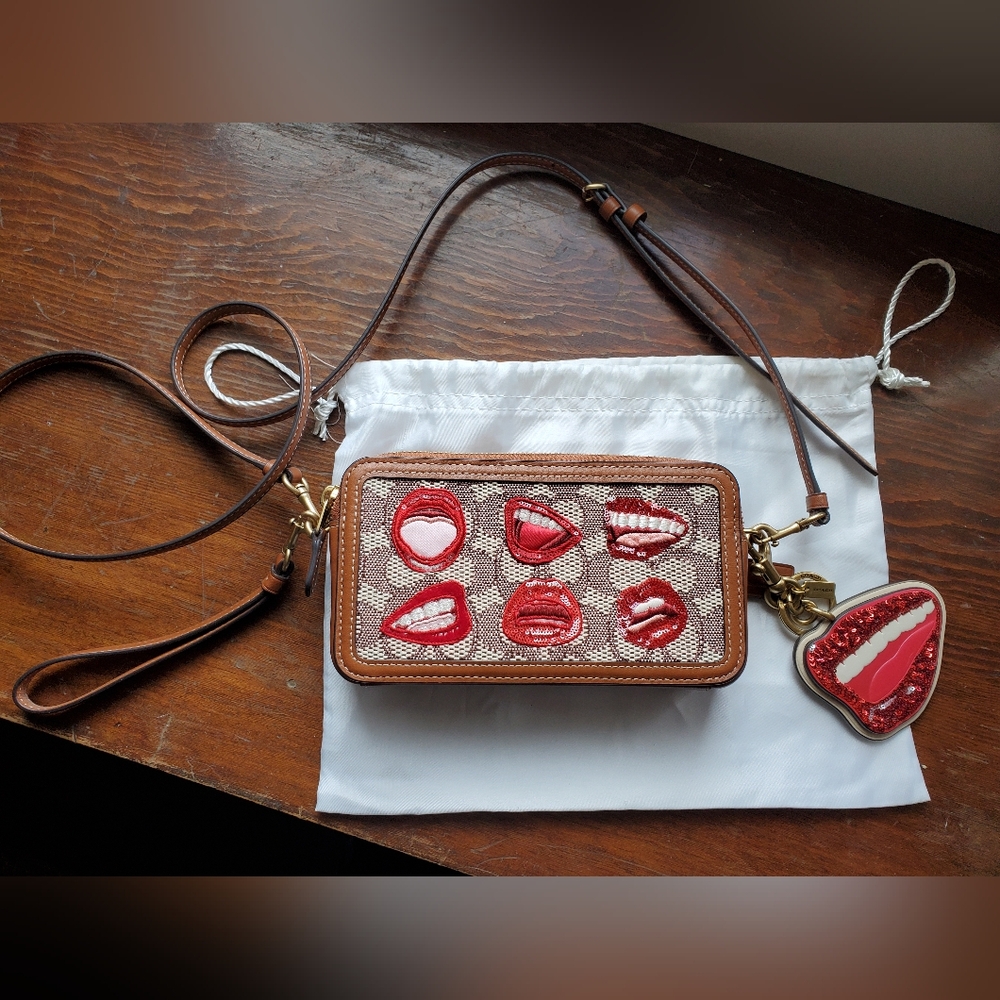 Coach X Tom Wesselmann KIRA Lips Crossbody/LIPS Keychain 2pc Set
